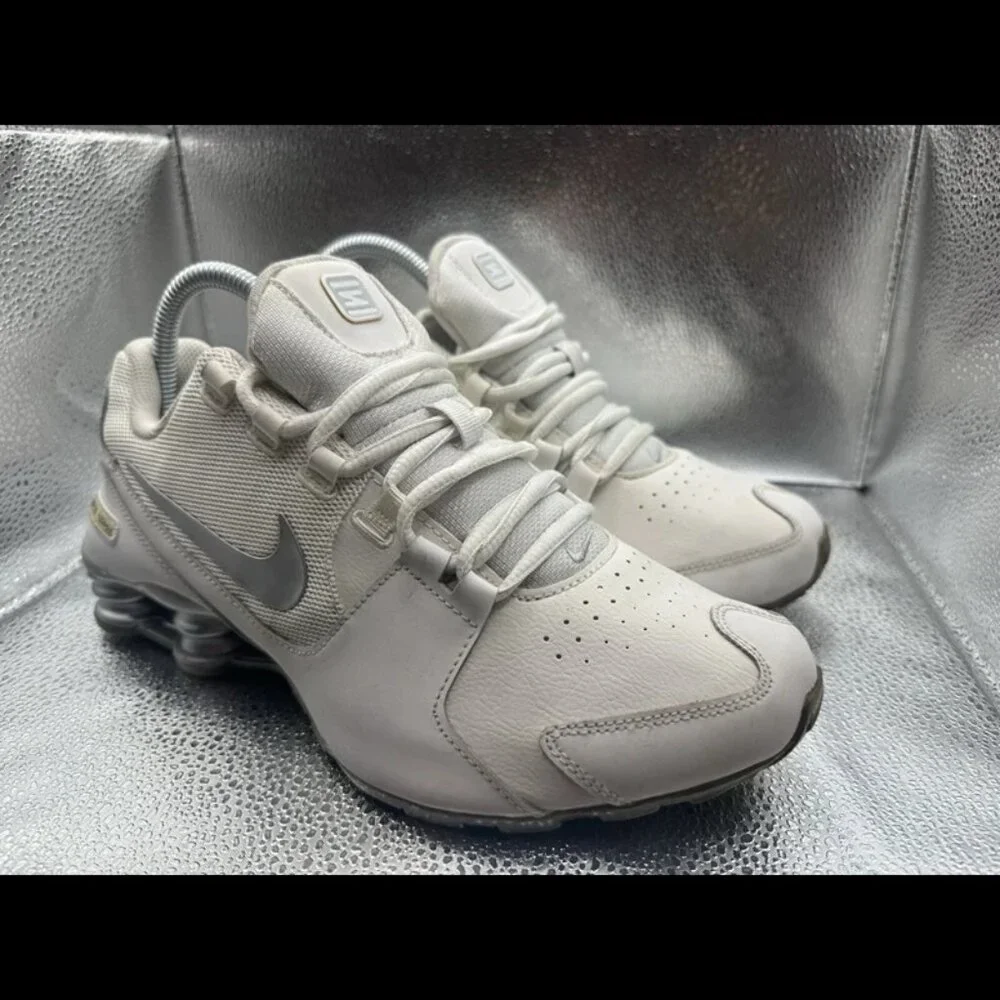 RARE 🚀 Size 7Y Nike Shox Avenue (GS) Shoes White Silver 848112-100 Youth‎ - Picture 3 of 11